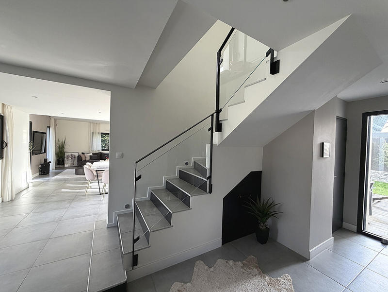 Maison - 160 m² - 6 pièces