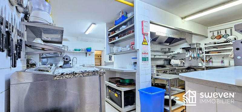 Maison ancienne - 420 m² - 6 pièces