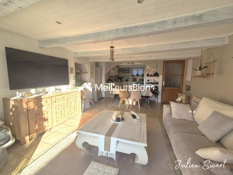 Maison de village - 125 m² - 5 pièces