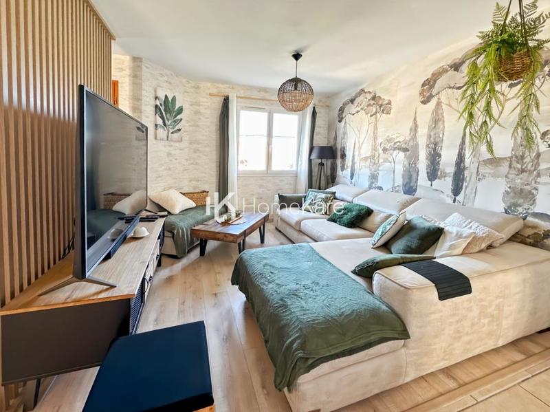 Maison - 105 m² - 4 pièces