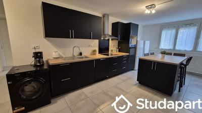 Chambre - 9 m² - 1 pièce