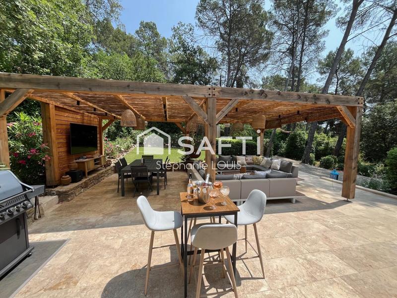 Maison - 160 m² - 6 pièces