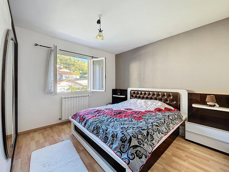 Maison - 144 m² - 5 pièces