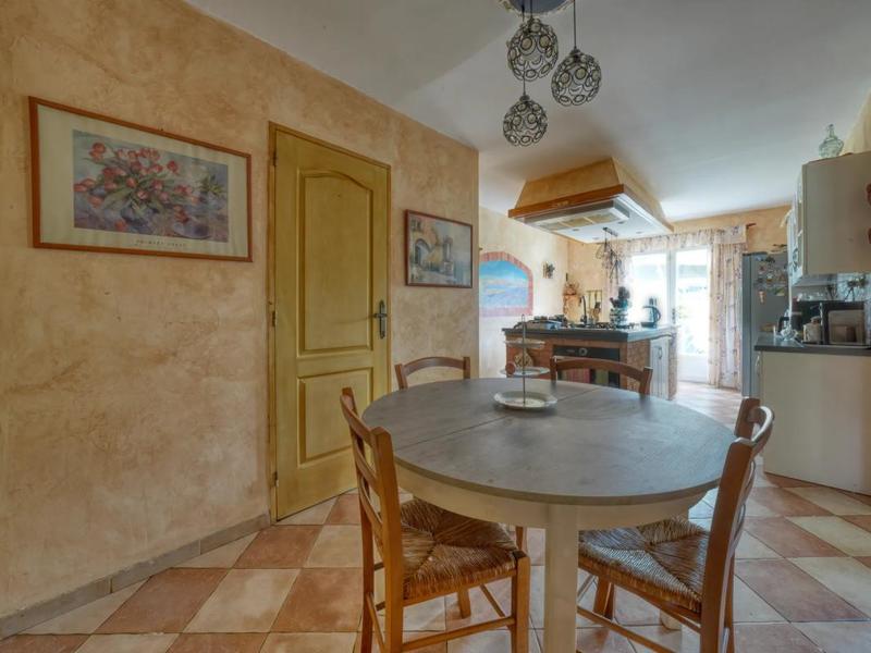 Maison - 170 m² - 6 pièces