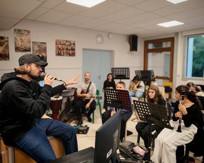 Lombre à l’Unisson