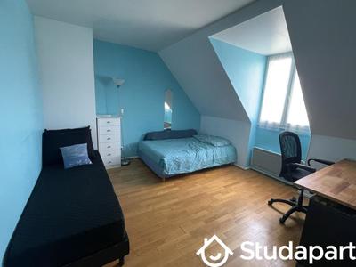 Maison - 163 m² - 7 pièces