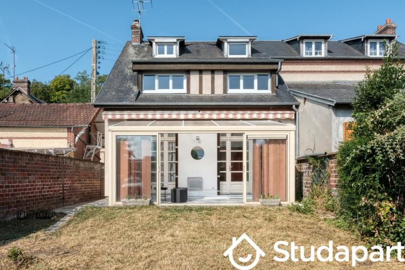 Chambre - 15 m² - 1 pièce