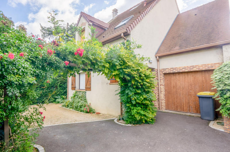 Maison - 135 m² - 7 pièces