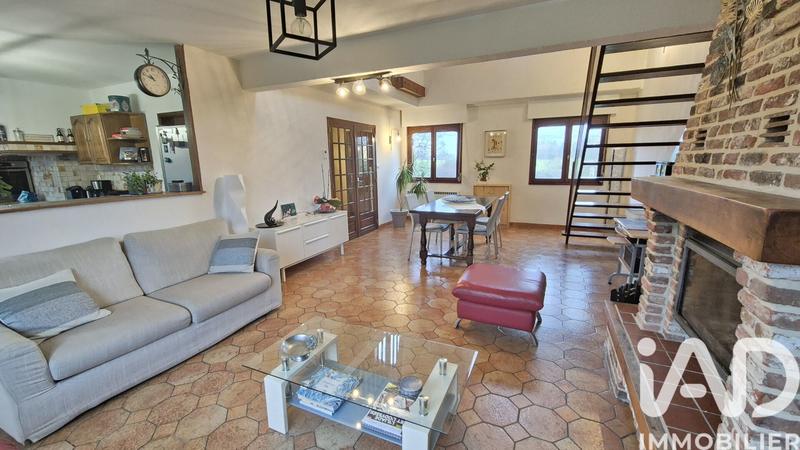 Maison - 180 m² - 6 pièces