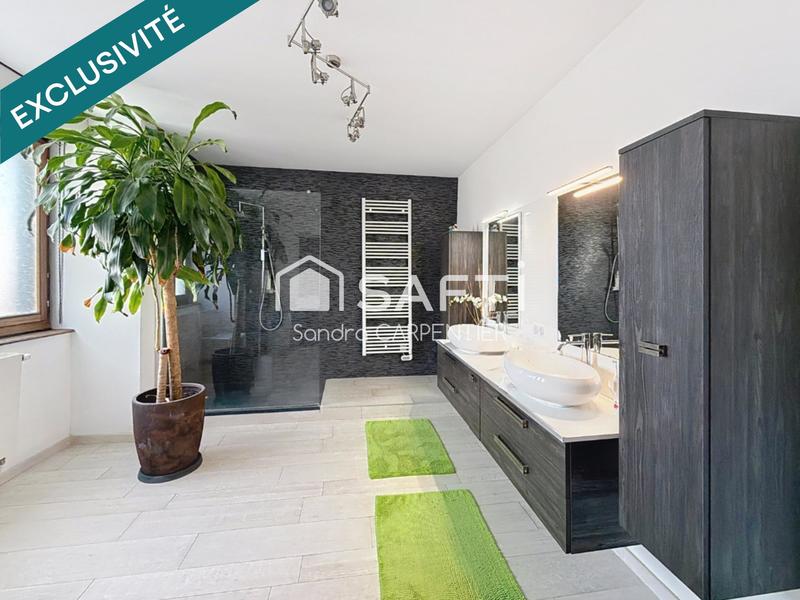 Maison de maîtres - 210 m² - 7 pièces