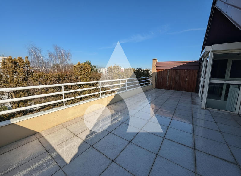 Appartement - 131 m² - 5 pièces