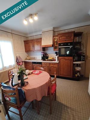 Maison - 90 m² - 5 pièces