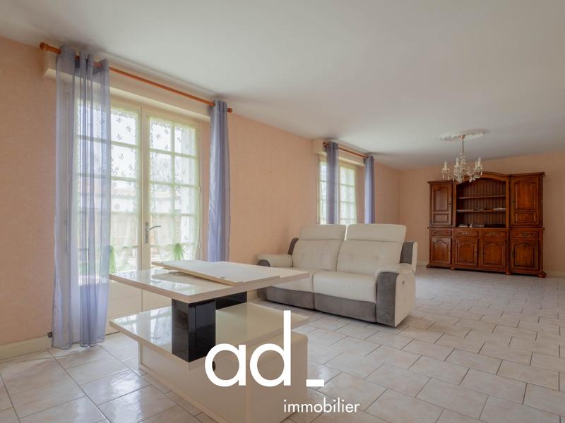 Maison - 138 m² - 5 pièces