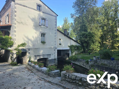 Maison ancienne - 220 m² - 7 pièces