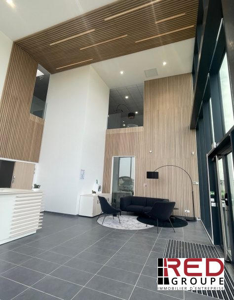 Entrepôt - 1 559 m²