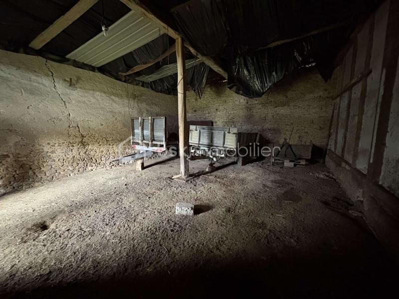 Grange - 150 m² - 2 pièces