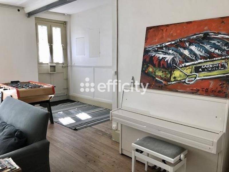 Maison - 215 m² - 9 pièces
