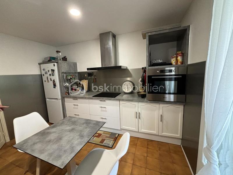 Appartement - 90 m² - 3 pièces