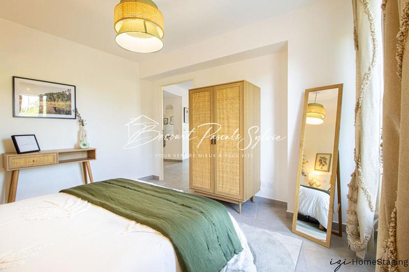 Appartement - 70 m² - 4 pièces