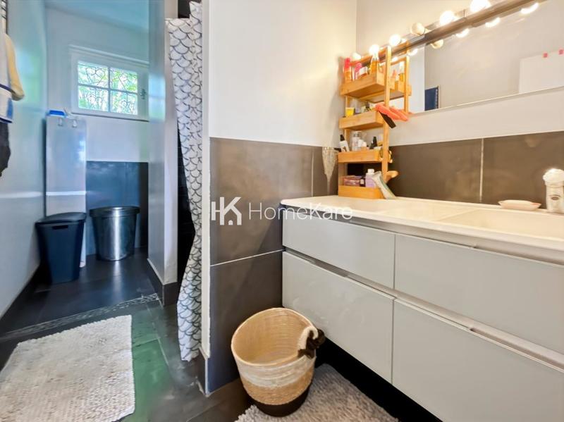 Appartement - 160 m² - 4 pièces