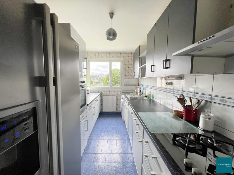 Appartement - 86 m² - 4 pièces