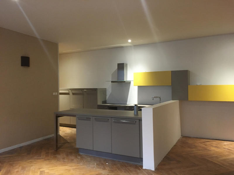 Appartement - 82 m² - 3 pièces