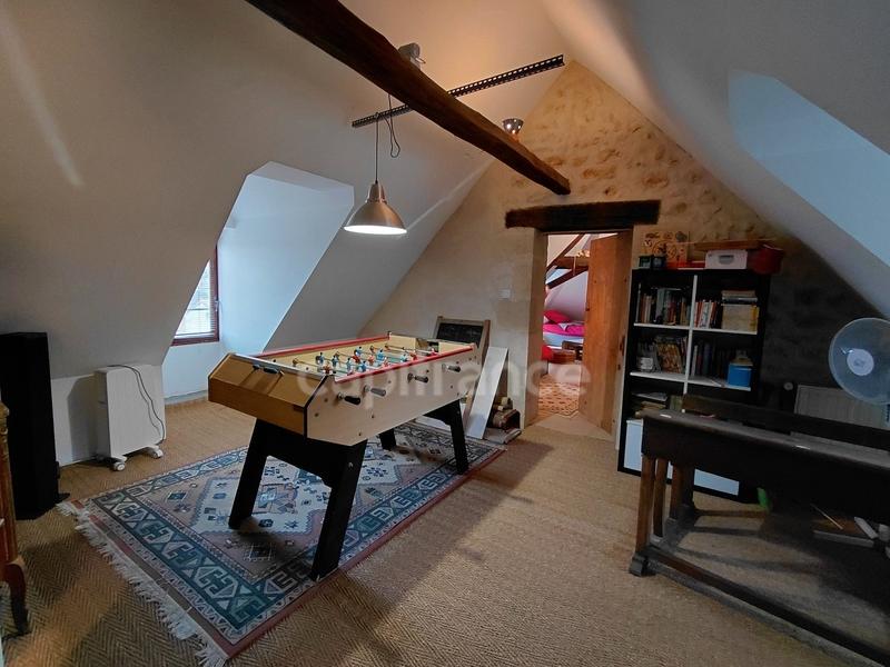 Maison - 270 m² - 7 pièces