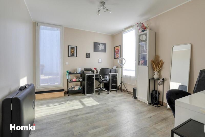 Appartement - 77 m² - 4 pièces