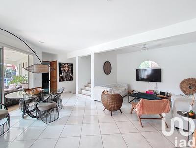 Maison - 160 m² - 5 pièces