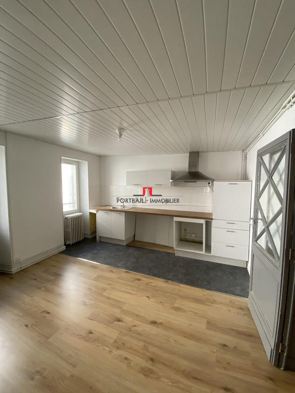 Appartement - 98 m² - 3 pièces