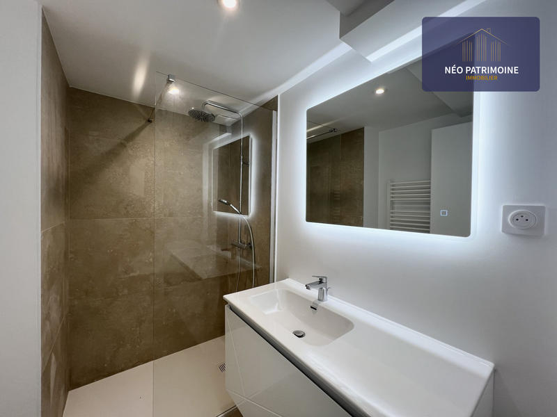 Appartement - 100 m² - 4 pièces