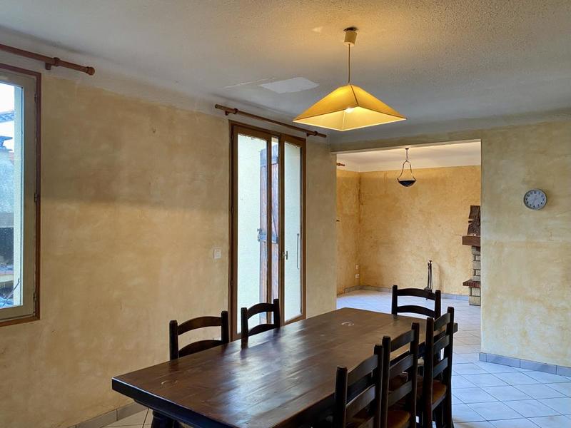 Maison - 97 m² - 5 pièces