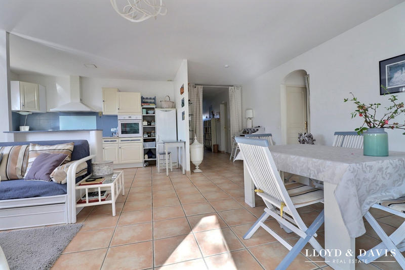 Maison - 96 m² - 4 pièces