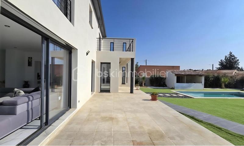 Villa - 188 m² - 6 pièces