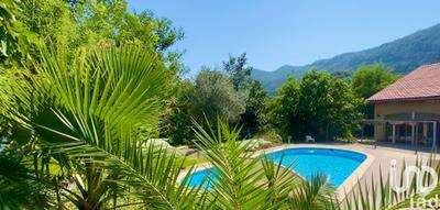 Maison - 254 m² - 7 pièces