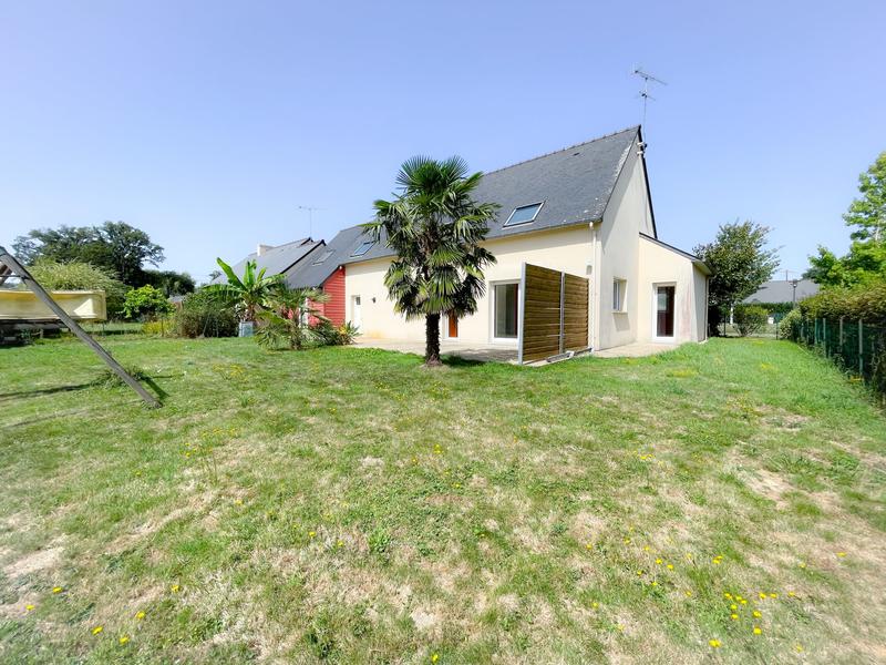 Maison - 140 m² - 8 pièces