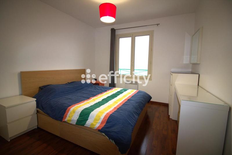 Villa - 146 m² - 8 pièces