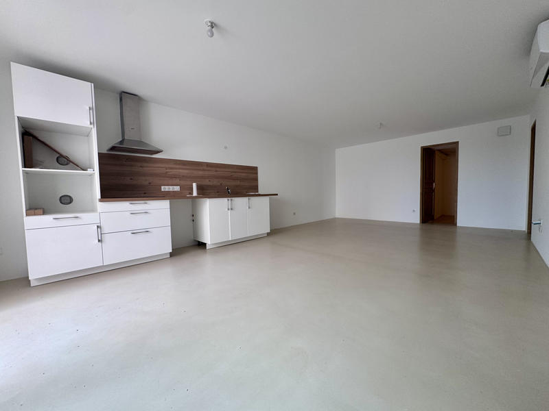 Appartement - 112 m² - 3 pièces