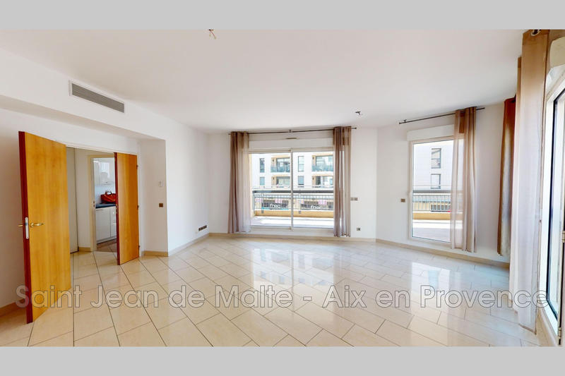 Appartement - 87 m² - 3 pièces