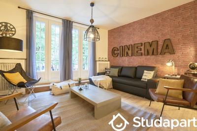 Chambre - 11 m² - 1 pièce