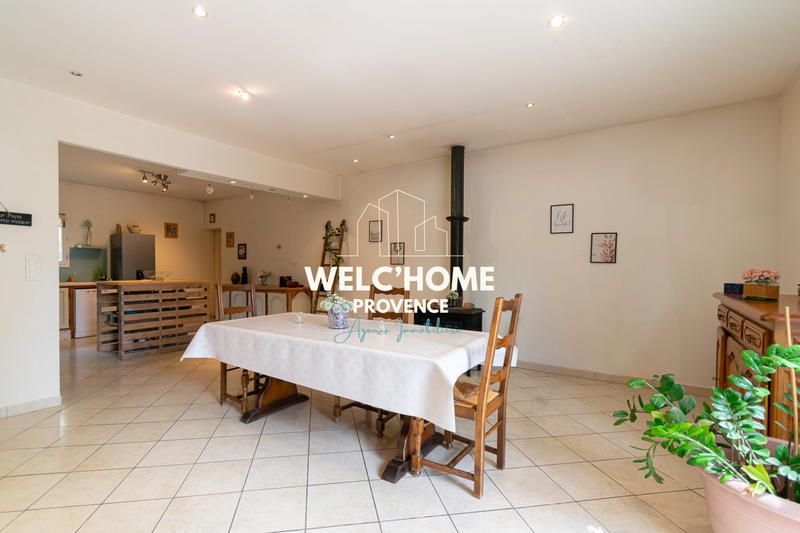 Maison - 152 m² - 7 pièces