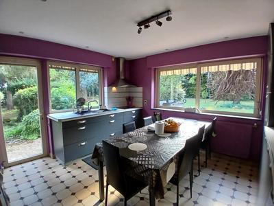 Maison - 260 m² - 9 pièces