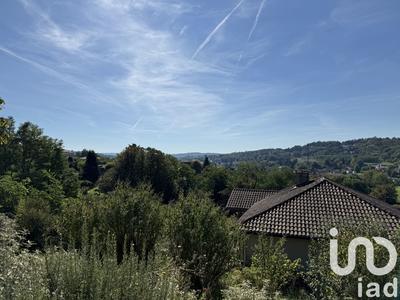 Maison - 160 m² - 9 pièces