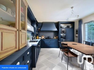 Maison - 180 m² - 6 pièces