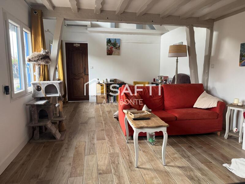 Maison - 90 m² - 5 pièces