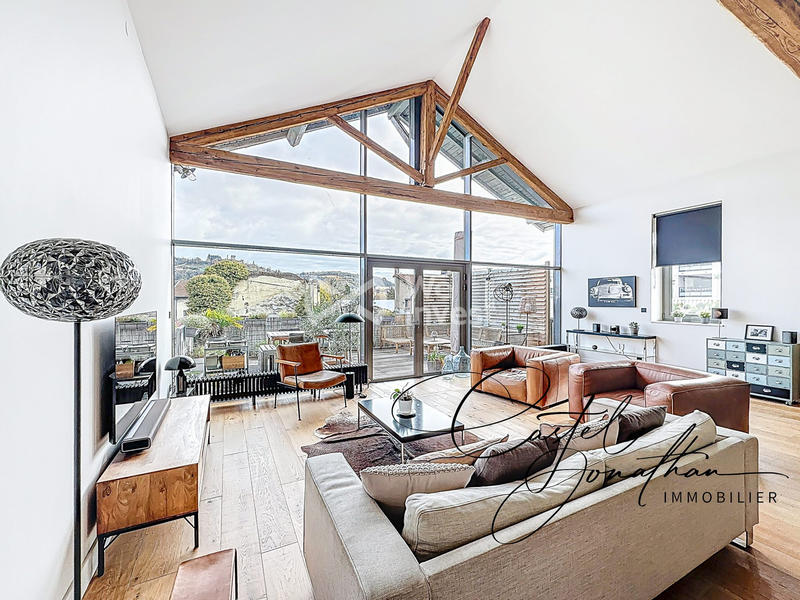 Appartement - 127 m² - 4 pièces