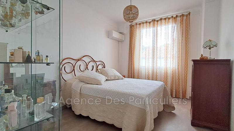 Maison - 223 m² - 8 pièces