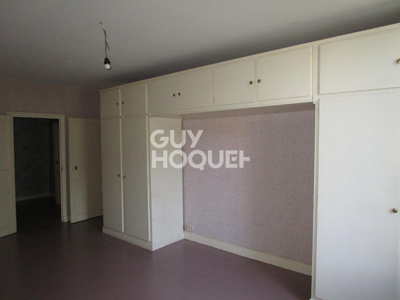 Maison - 213 m² - 6 pièces