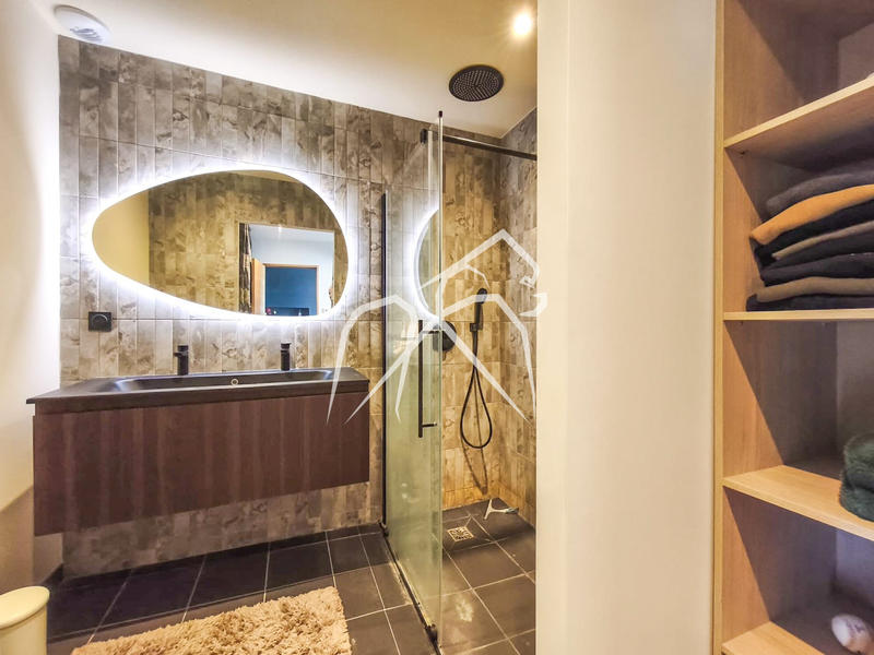 Maison contemporaine - 170 m² - 5 pièces