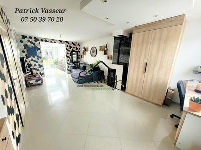 Maison - 93 m² - 5 pièces